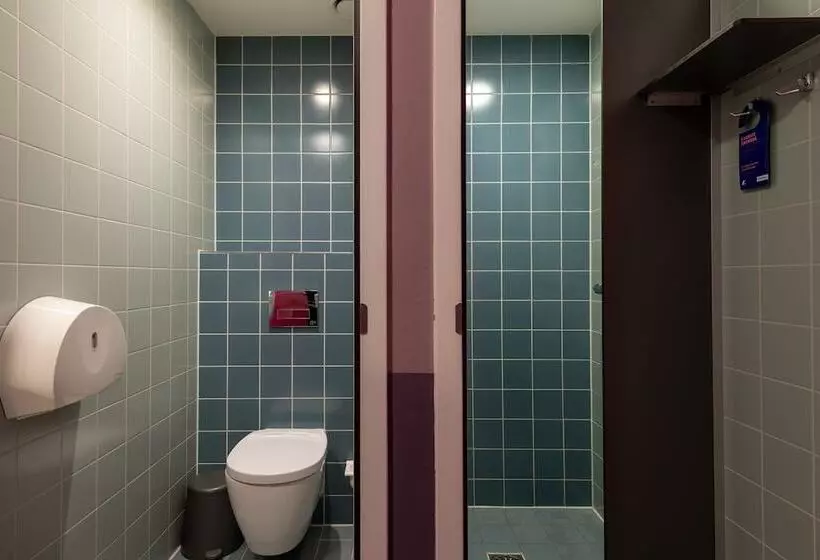 Stayokay Hostel Amsterdam Vondelpark