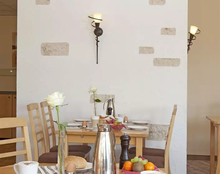 בית מלון כפרי Comfort  Ulm Blaustein