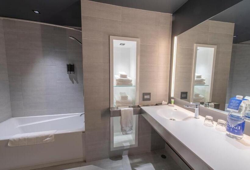 Grand Times Hotel – Aeroport De Quebec