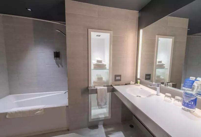 Grand Times Hotel – Aeroport De Quebec