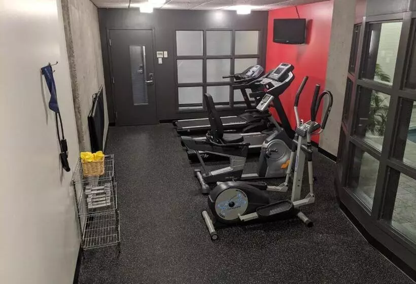 Grand Times Hotel – Aeroport De Quebec