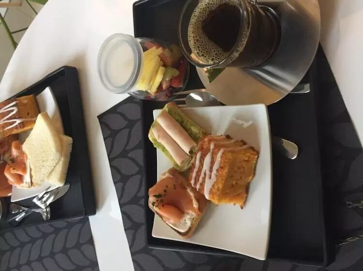 בית מלון כפרי 45 By Director