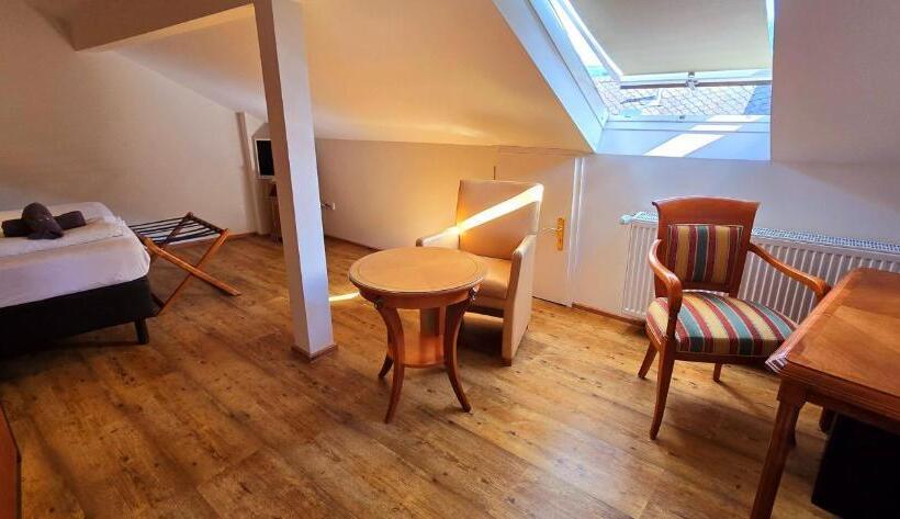 فندق Am Markt Bacharach