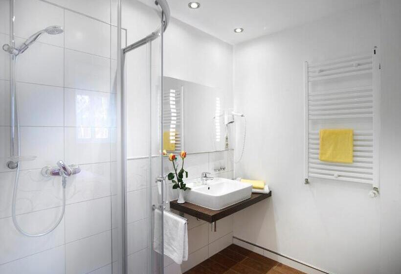 فندق Am Markt Bacharach