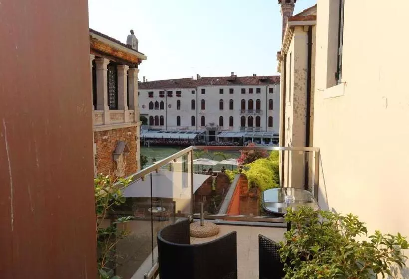 هتل Ca  Nigra Lagoon Resort