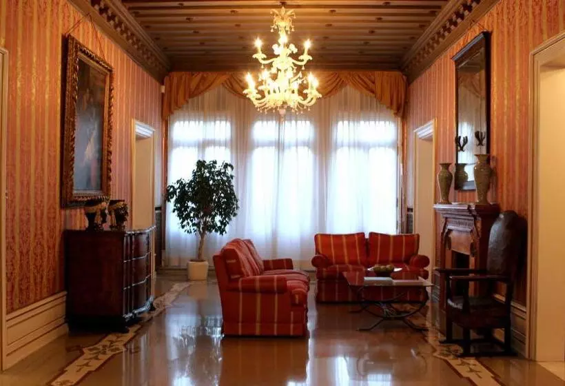 هتل Ca  Nigra Lagoon Resort