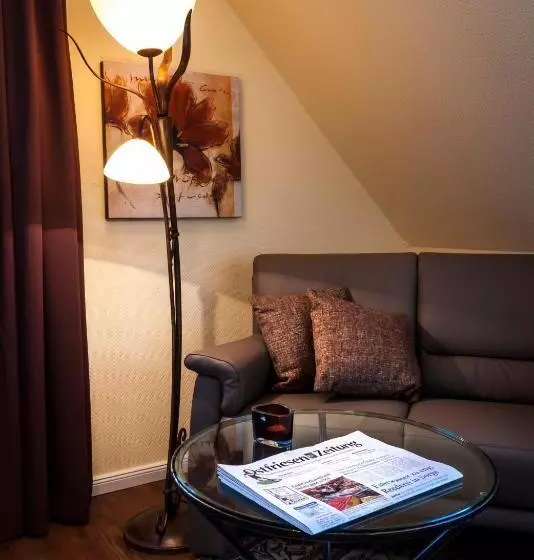 酒店 Der Romantik Hof Greetsiel