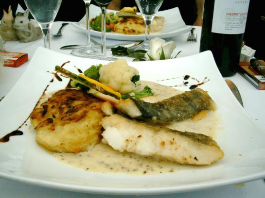 ホテル House Vietheer - Luxurious Mini Beach House