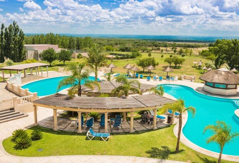 ホテル Howard Johnson Resort Spa & Convention Center