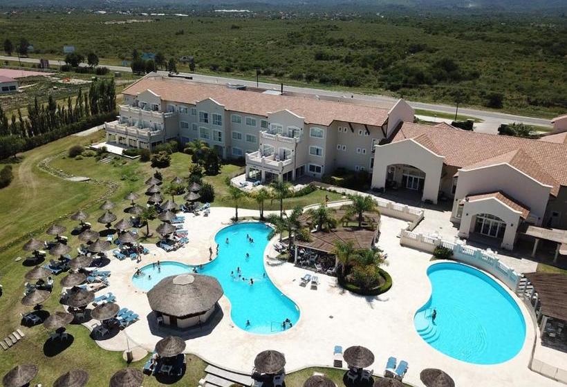 ホテル Howard Johnson Resort Spa & Convention Center