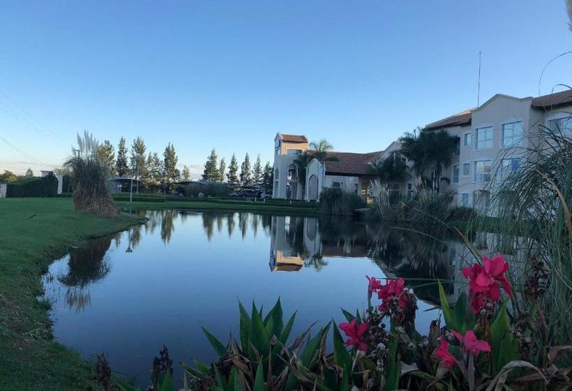 ホテル Howard Johnson Resort Spa & Convention Center