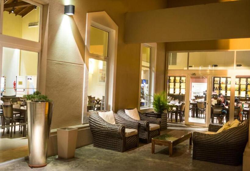 ホテル Howard Johnson Resort Spa & Convention Center