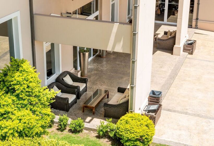 ホテル Howard Johnson Resort Spa & Convention Center