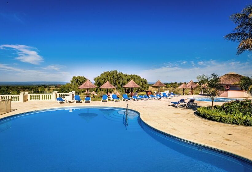 ホテル Howard Johnson Resort Spa & Convention Center