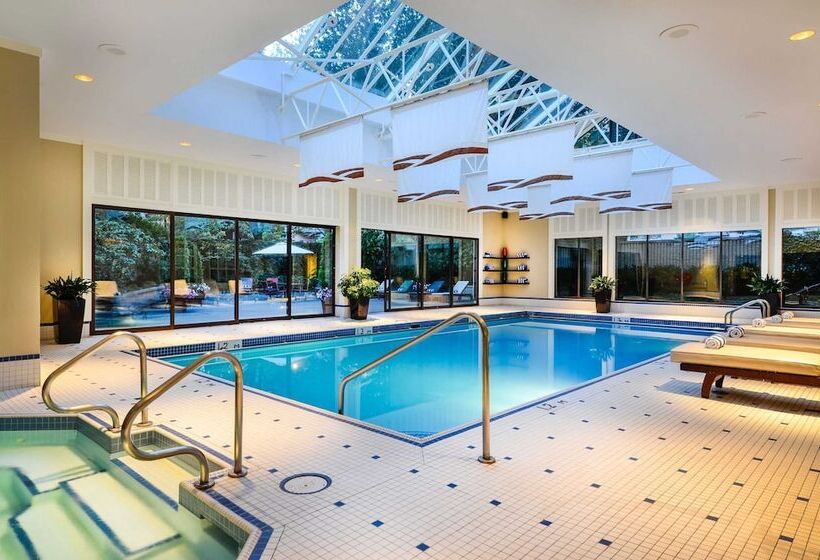 هتل La Grande Residence At The Sutton Place