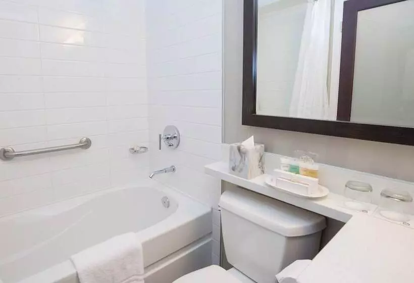 Hotel La Grande Residence At The Sutton Place