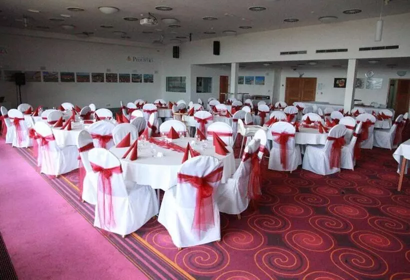 Primavera Hotel & Congress Centre