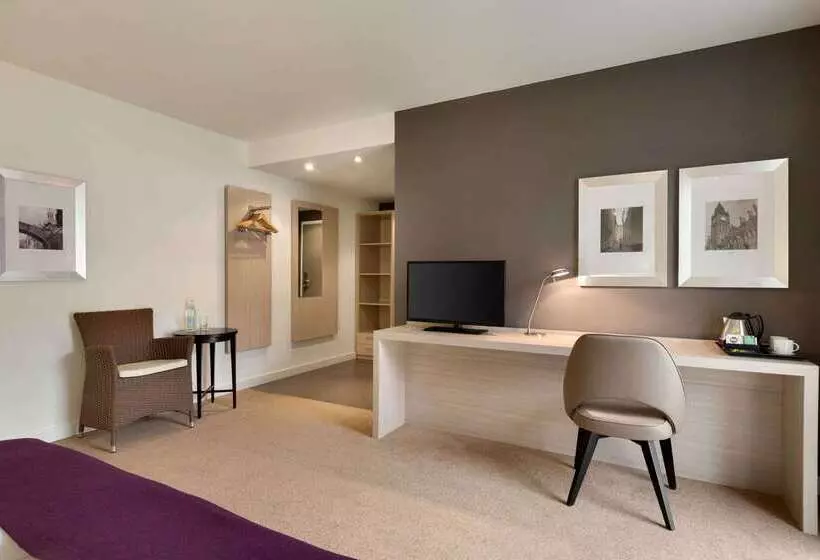 Отель Ramada By Wyndham München Airport