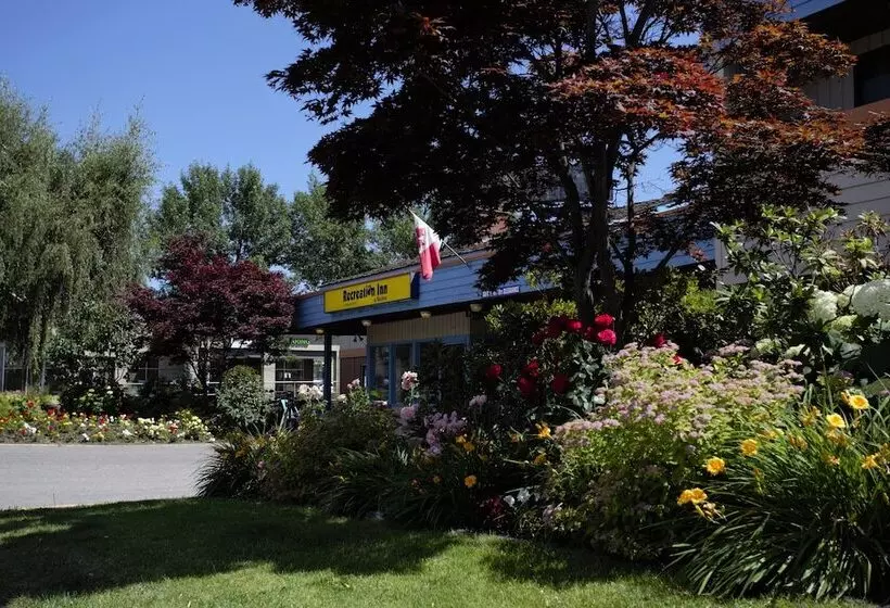 בית מלון כפרי Recreation Inn And Suites