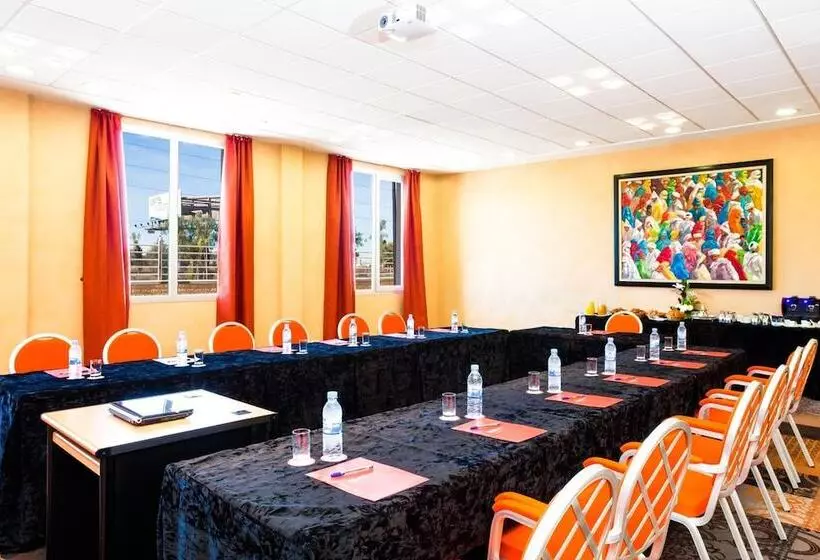 Relax Hotel Airport Nouasseur