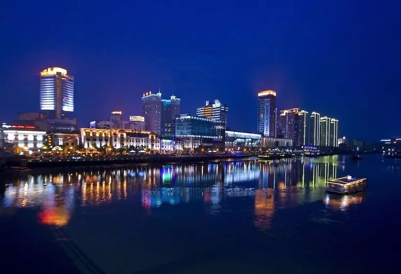 Sheraton Ningbo Hotel   Tianyi Square
