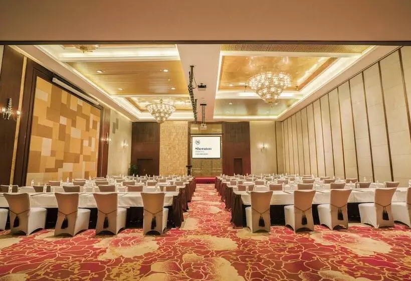 Sheraton Ningbo Hotel   Tianyi Square