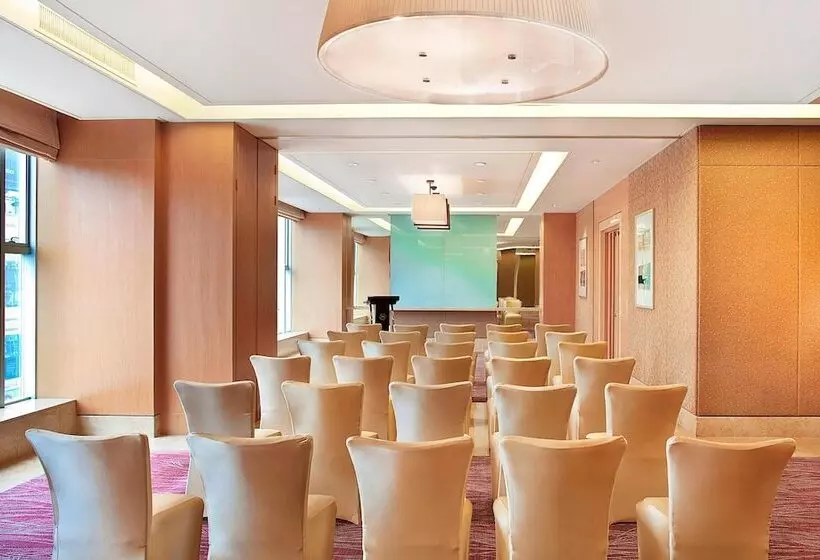 Sheraton Ningbo Hotel   Tianyi Square