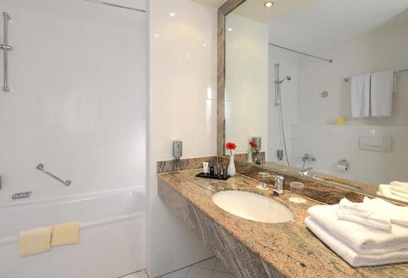 ホテル The Monarch