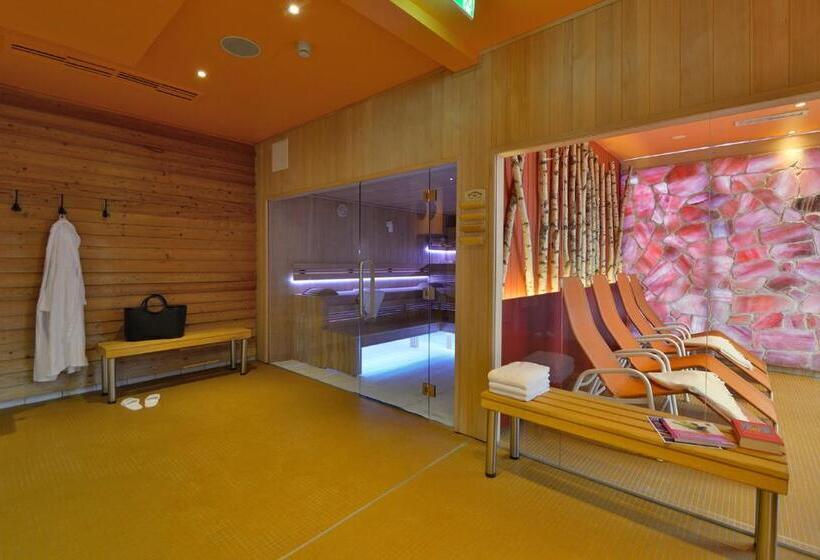 ホテル The Monarch