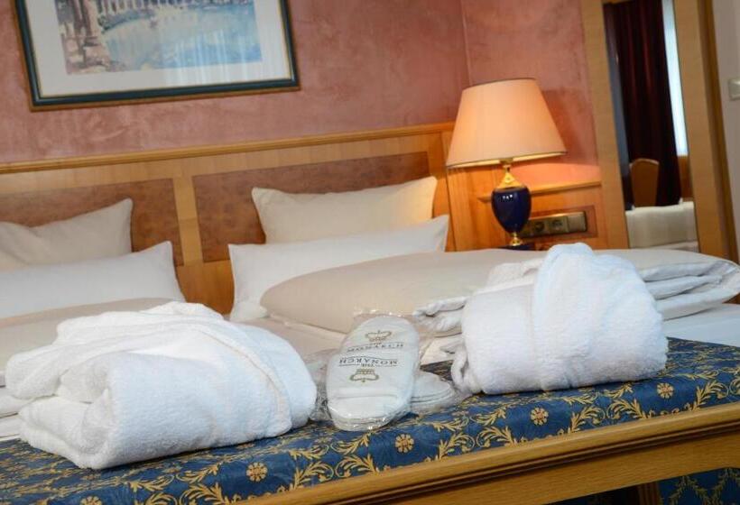 ホテル The Monarch