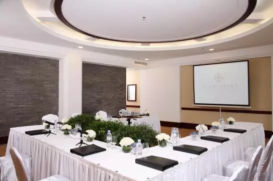 Hotel Wonderport International