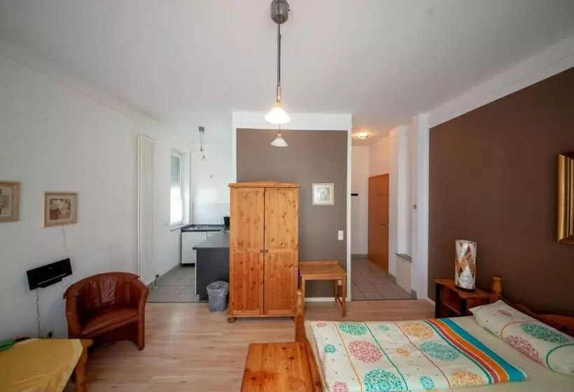 Hotelli Und Appartementhaus Rheden