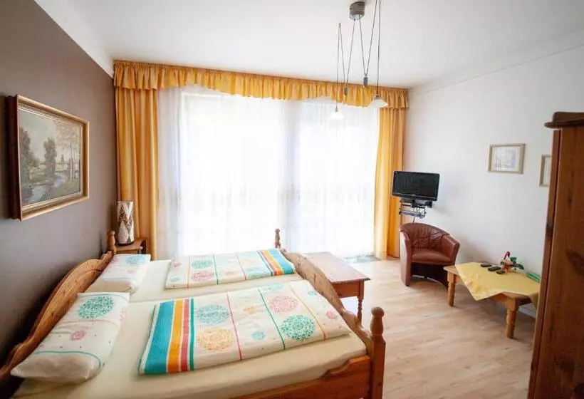 Hotelli Und Appartementhaus Rheden