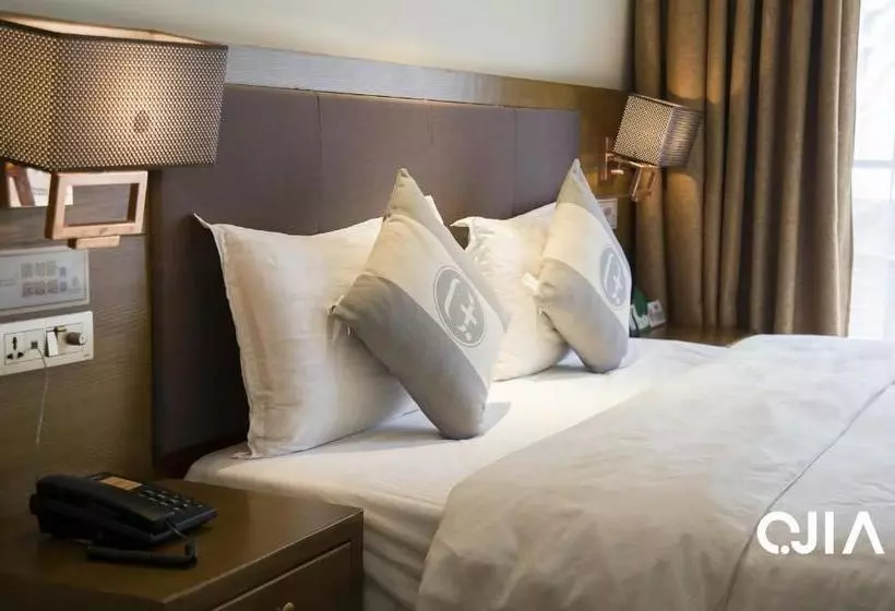 Отель West Street