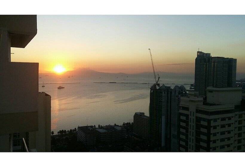 Sea Pearl Manila Suites