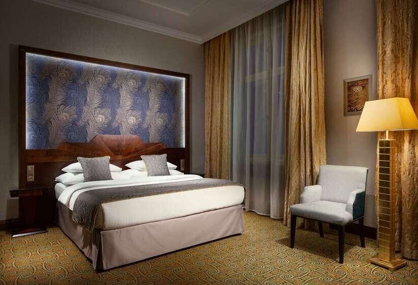 هتل Art Deco Imperial