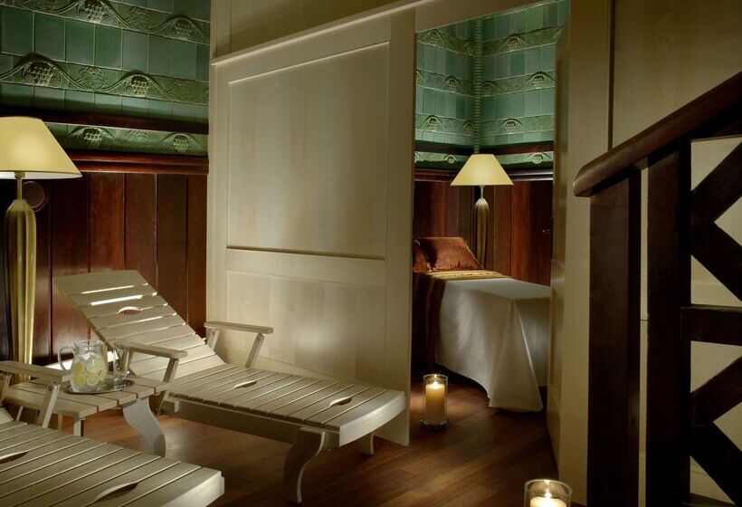 هتل Art Deco Imperial