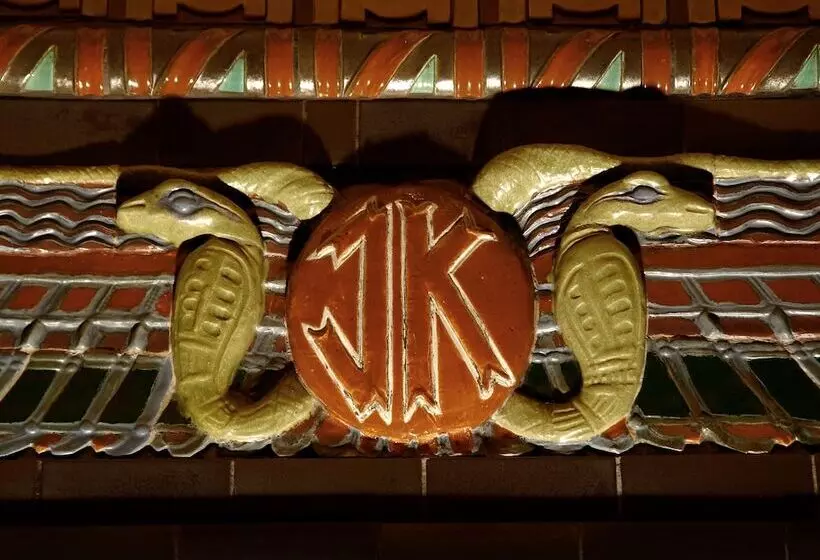 هتل Art Deco Imperial