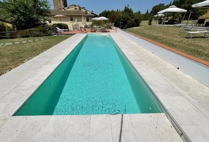 בית מלון כפרי Borgo Sant Ippolito Country