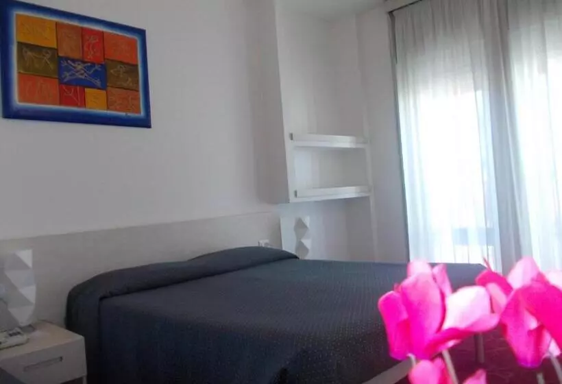 فندق Croce Bianca