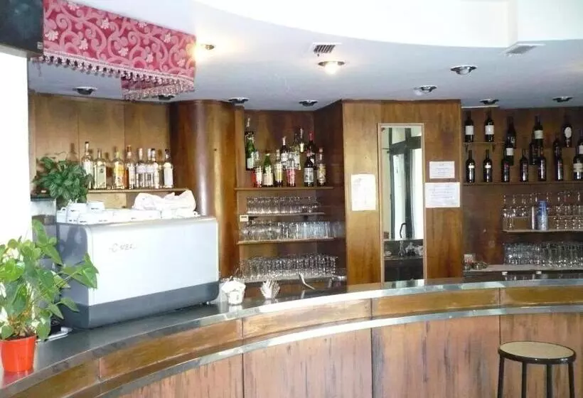 فندق Croce Bianca