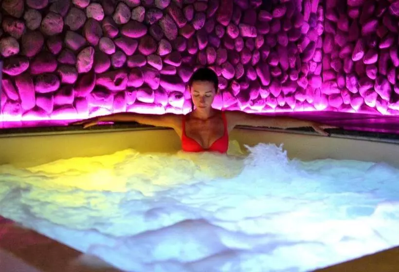 酒店 Del Buono Wellness & Medical Spa