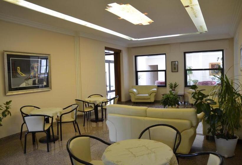 ホテル Del Buono Wellness & Medical Spa