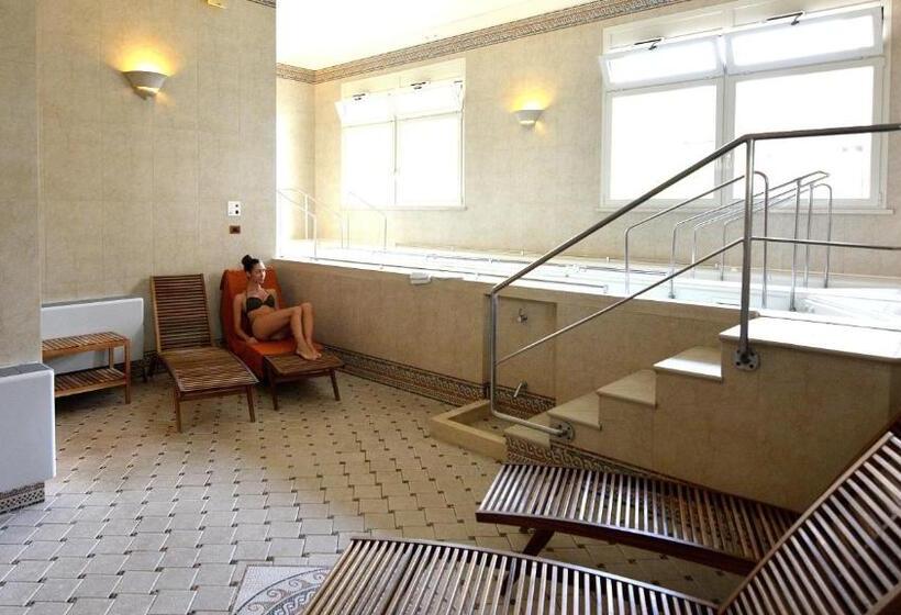 ホテル Del Buono Wellness & Medical Spa