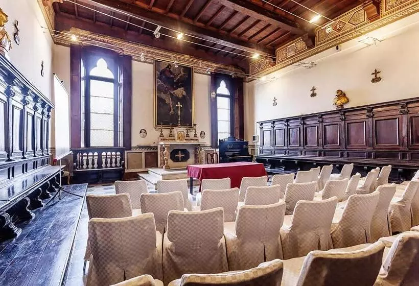 هتل Il Chiostro Del Carmine