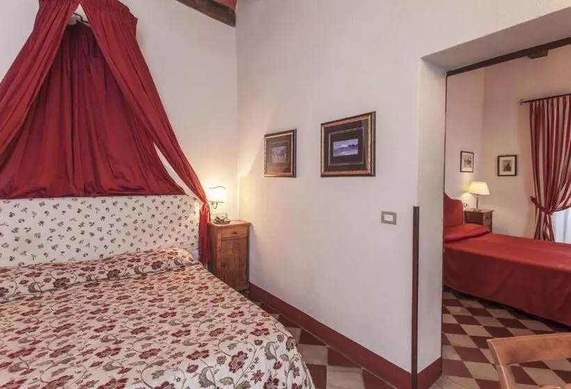هتل Il Chiostro Del Carmine