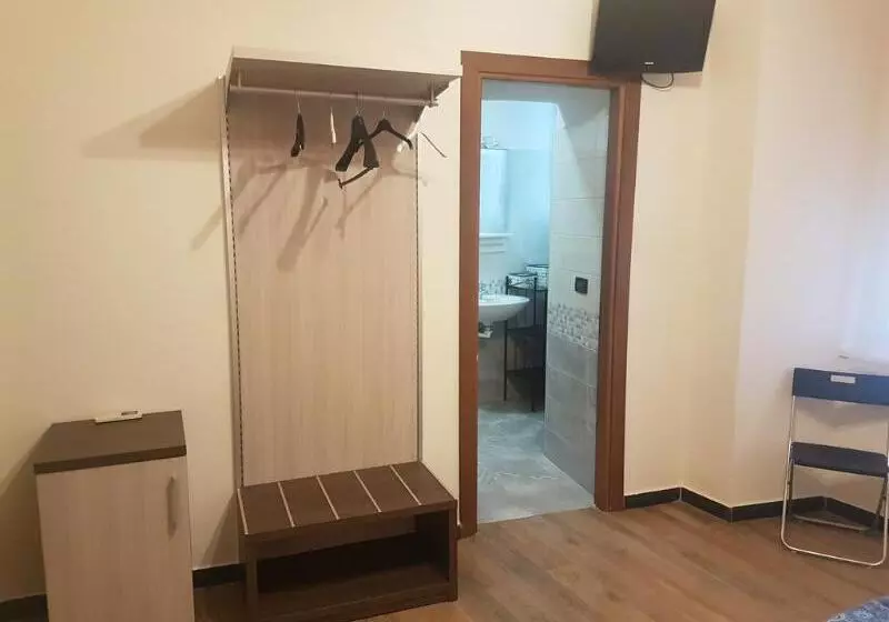 Otel Le Tre Stazioni