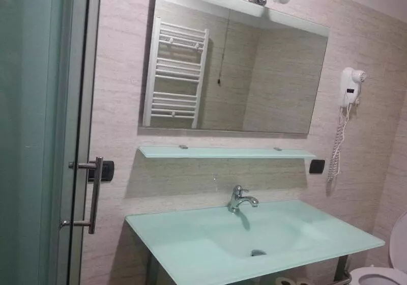 Otel Le Tre Stazioni