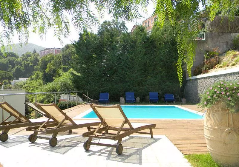 Marina 10 Design Hotel & Spa