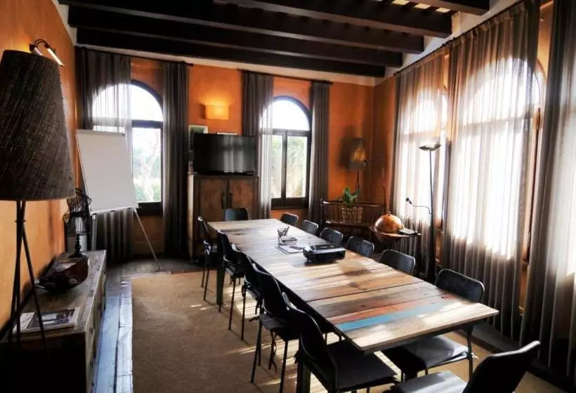 Отель Mas De Baix